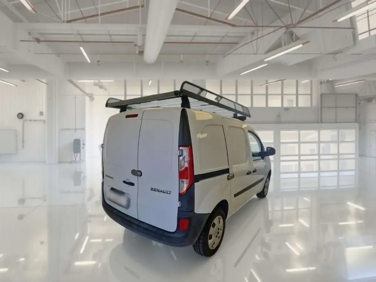 Usata Renault Kangoo 44 kW (60 CV) 2021 Bianco Monovolume