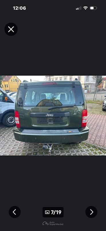 Usata Jeep Cherokee 117 CV (86 kW) 2009 Verde SUV