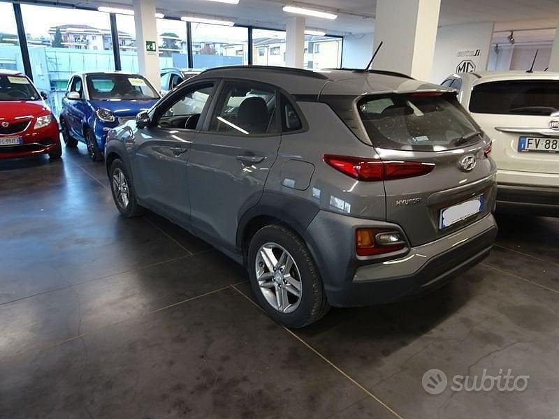 Usata Hyundai Kona 120 CV (88 kW) 2020 Grigio SUV