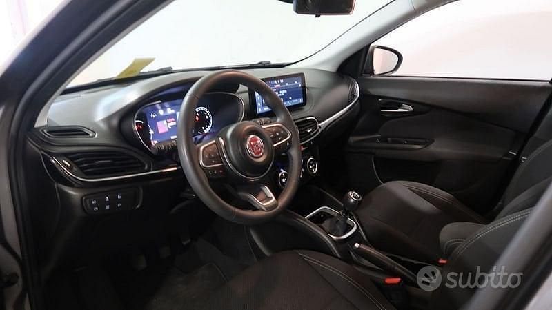Usata Fiat Tipo City Life 131 CV (96 kW) 2023 Grigio scuro Station wagon