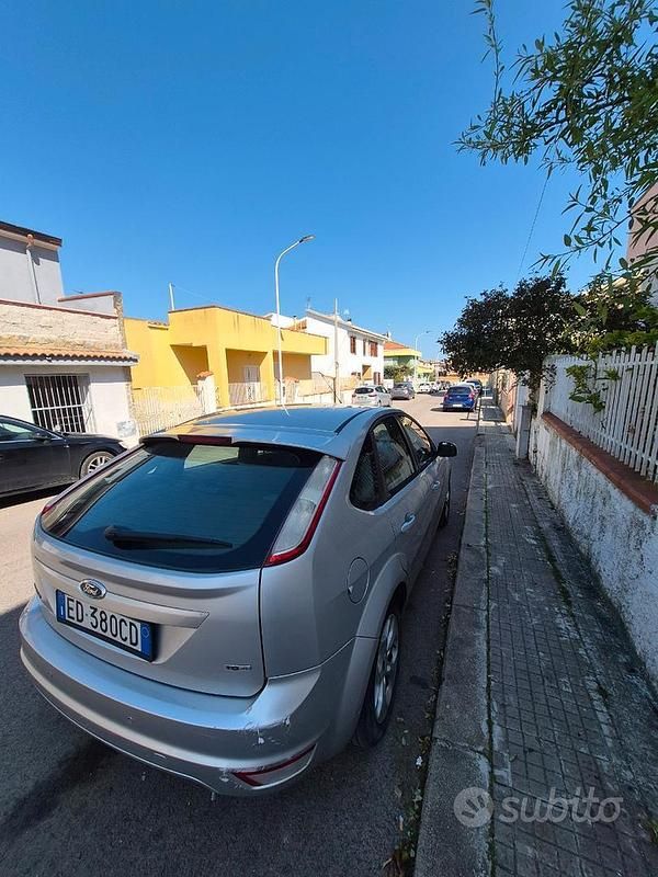 Usata Ford Focus 110 CV (80 kW) 2010 Berlina