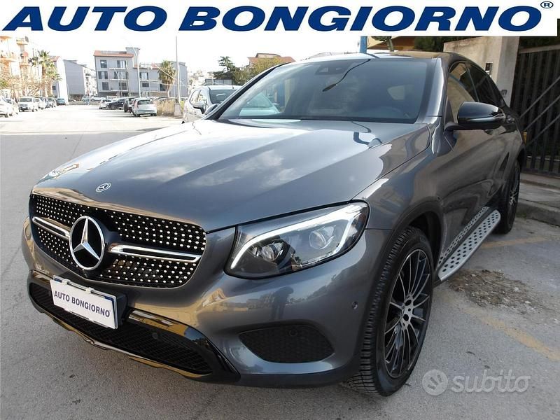 Usata Mercedes GLC250 Premium 203 CV (149 kW) 2019 Blu Coupé