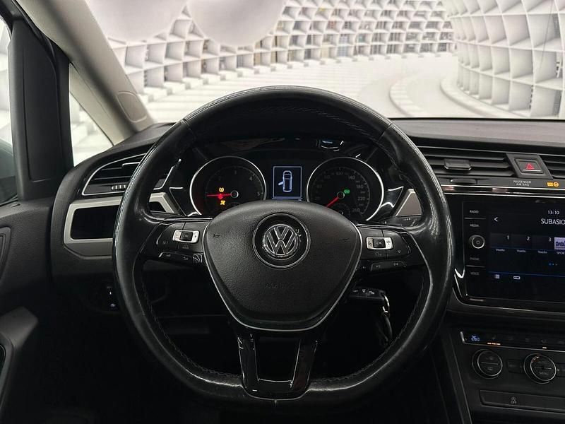 Usata VW Touran 115 CV (84 kW) 2018 Argento Monovolume