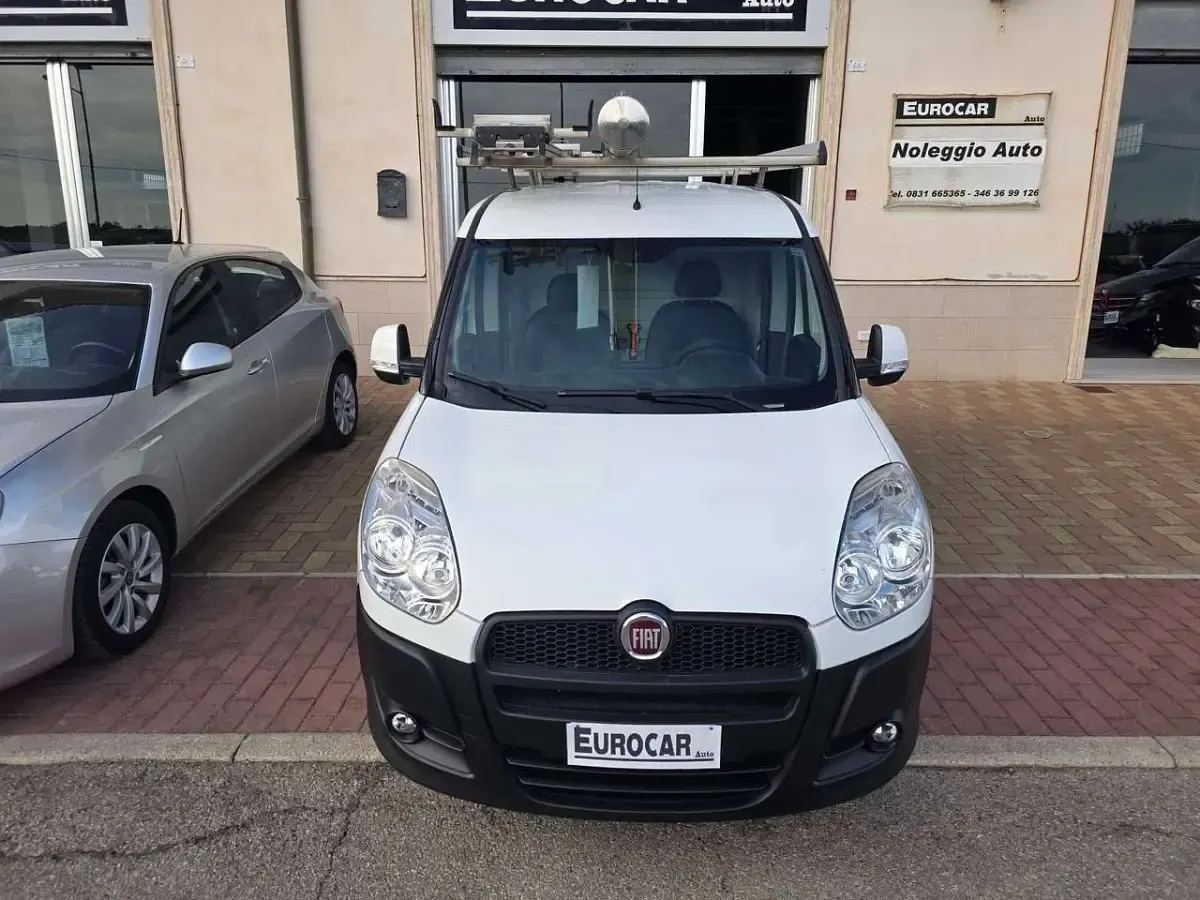 Usata Fiat Doblò 105 CV (77 kW) 2014 Bianco Monovolume