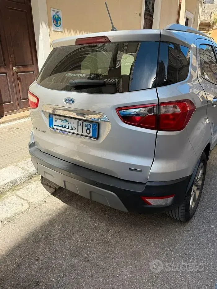 Usata Ford Ecosport 99 CV (72 kW) 2019 Grigio SUV