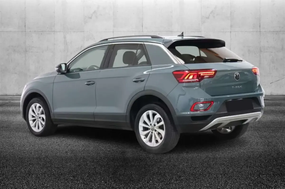 Usata VW T-Roc Life 150 CV (110 kW) 2022 Blu/azzurro SUV