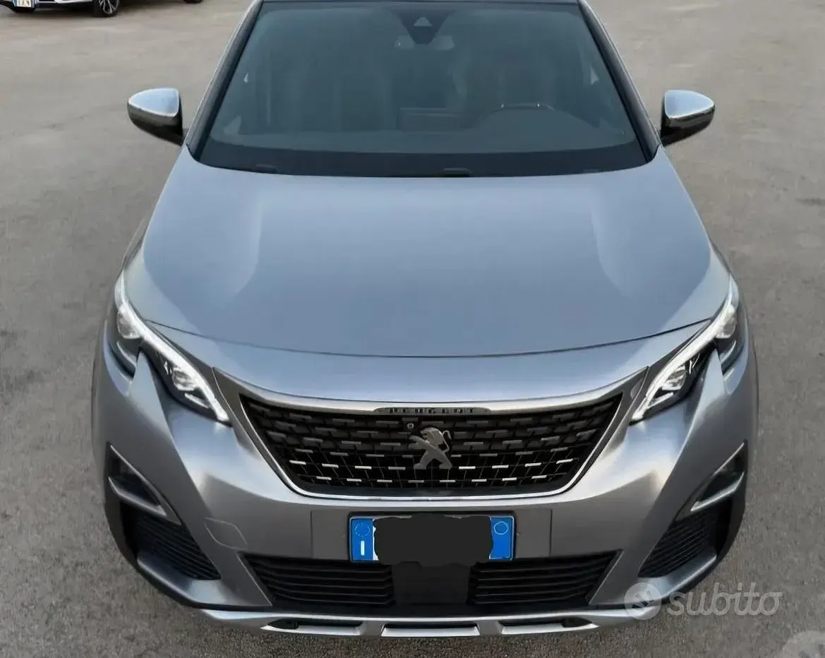 Usata Peugeot 5008 GT-line 131 CV (96 kW) 2018 Grigio SUV
