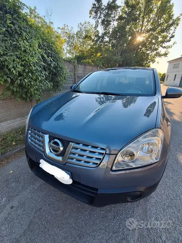 Usata Nissan Qashqai 106 CV (77 kW) 2010 Grigio SUV