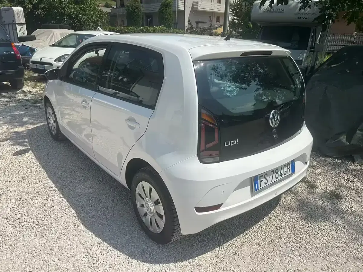 Usata VW up! 60 CV (44 kW) 2018 Bianco Utilitaria