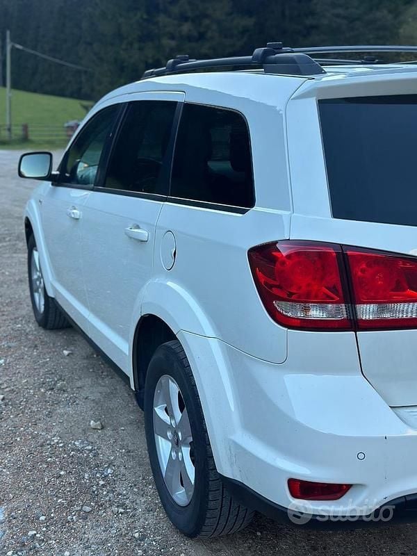 Usata Fiat Freemont 170 CV (125 kW) 2013 Bianco SUV