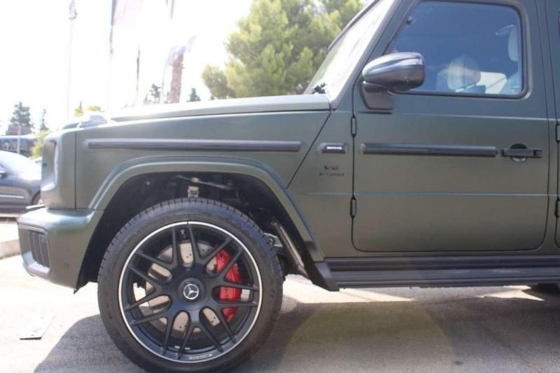 Nuova Mercedes G63 AMG AMG 605 CV (444 kW) 2025 Verde SUV