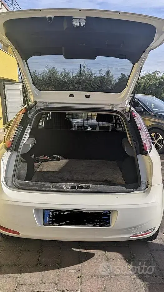 Usata Fiat Grande Punto 77 CV (56 kW) 2013 Utilitaria