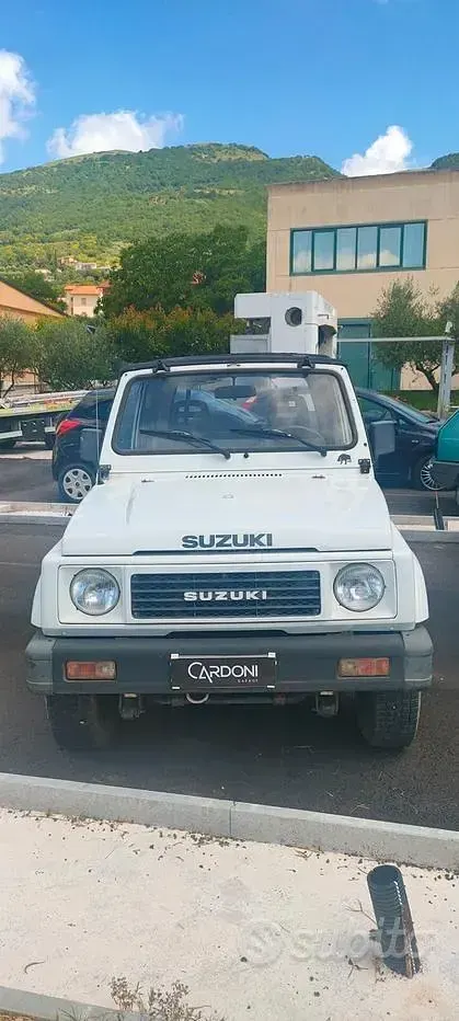Usata Suzuki Samurai Sport 64 CV (47 kW) 1988 SUV