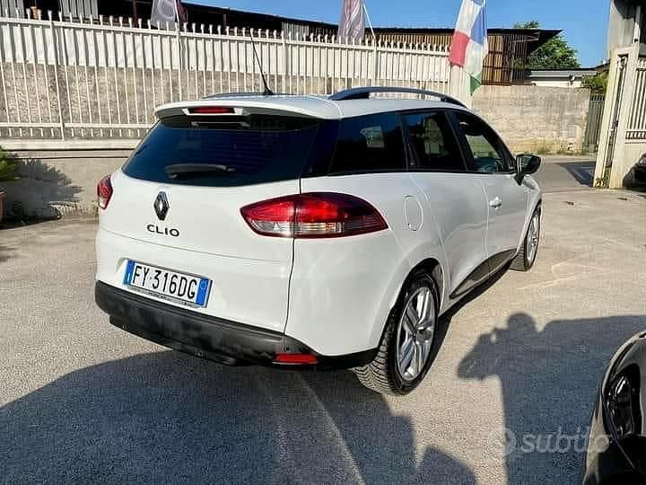 Usata Renault Clio GrandTour 75 CV (55 kW) 2019 Bianco Station wagon