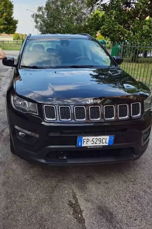 Usata Jeep Compass Sport 140 CV (102 kW) 2018 Nero SUV
