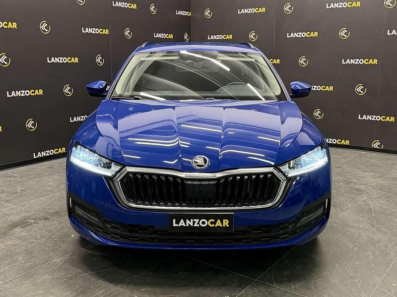 Usata Skoda Octavia 150 CV (110 kW) 2023 Blu/azzurro Station wagon