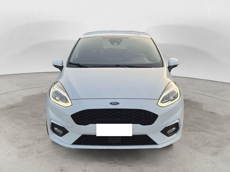 Usata Ford Fiesta ST-Line 101 CV (74 kW) 2018 Bianco Utilitaria