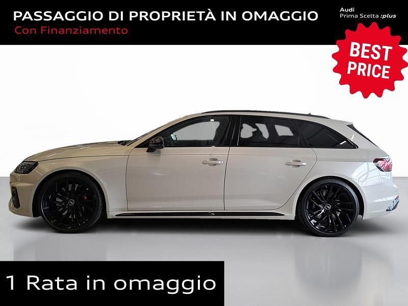 Usata Audi RS4 Ambiente 450 CV (330 kW) 2024 Verniciature personalizzate audi exclusi Station wagon