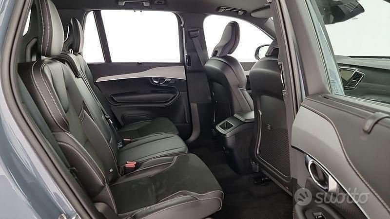 Usata Volvo XC90 R-Design 235 CV (172 kW) 2022 Grigio SUV