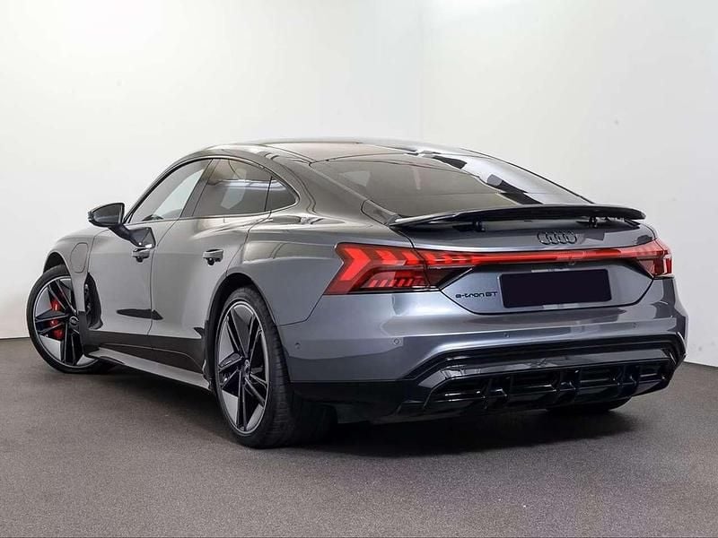 Usata Audi e-tron GT quattro Ambiente 350 kW (476 CV) 2023 Oro Berlina