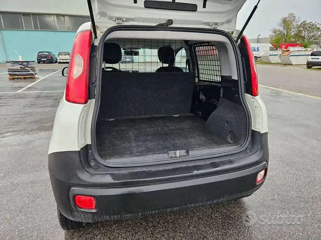 Usata Fiat Panda Pop 69 CV (50 kW) 2018 Bianco Utilitaria