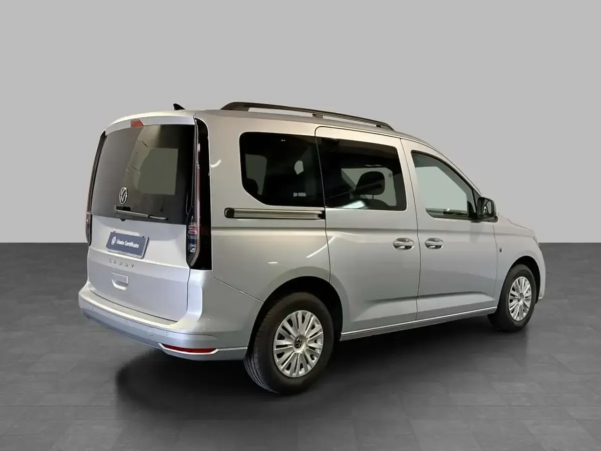 Nuova VW Caddy 102 CV (75 kW) 2025 Argento reflex metallizzato Monovolume