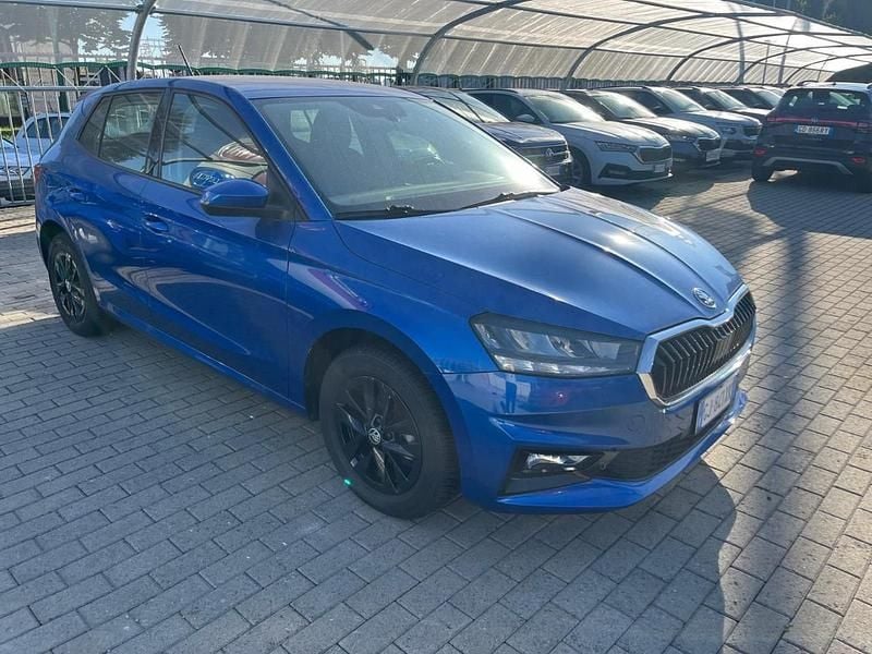 Usata Skoda Fabia Ambition 95 CV (69 kW) 2022 Blu Utilitaria