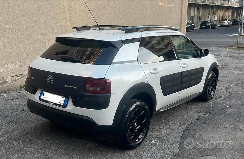 Usata Citroën C4 Cactus 92 CV (67 kW) 2016 Bianco Utilitaria