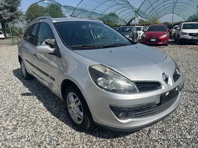 Usata Renault Clio 75 CV (55 kW) 2009 Station wagon