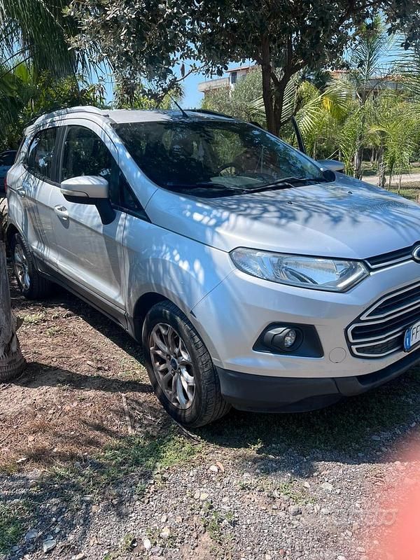 Grigio Usata 2017 Ford Ecosport Sport SUV | 10.500 € (Buon prezzo) - Immagine 1/4