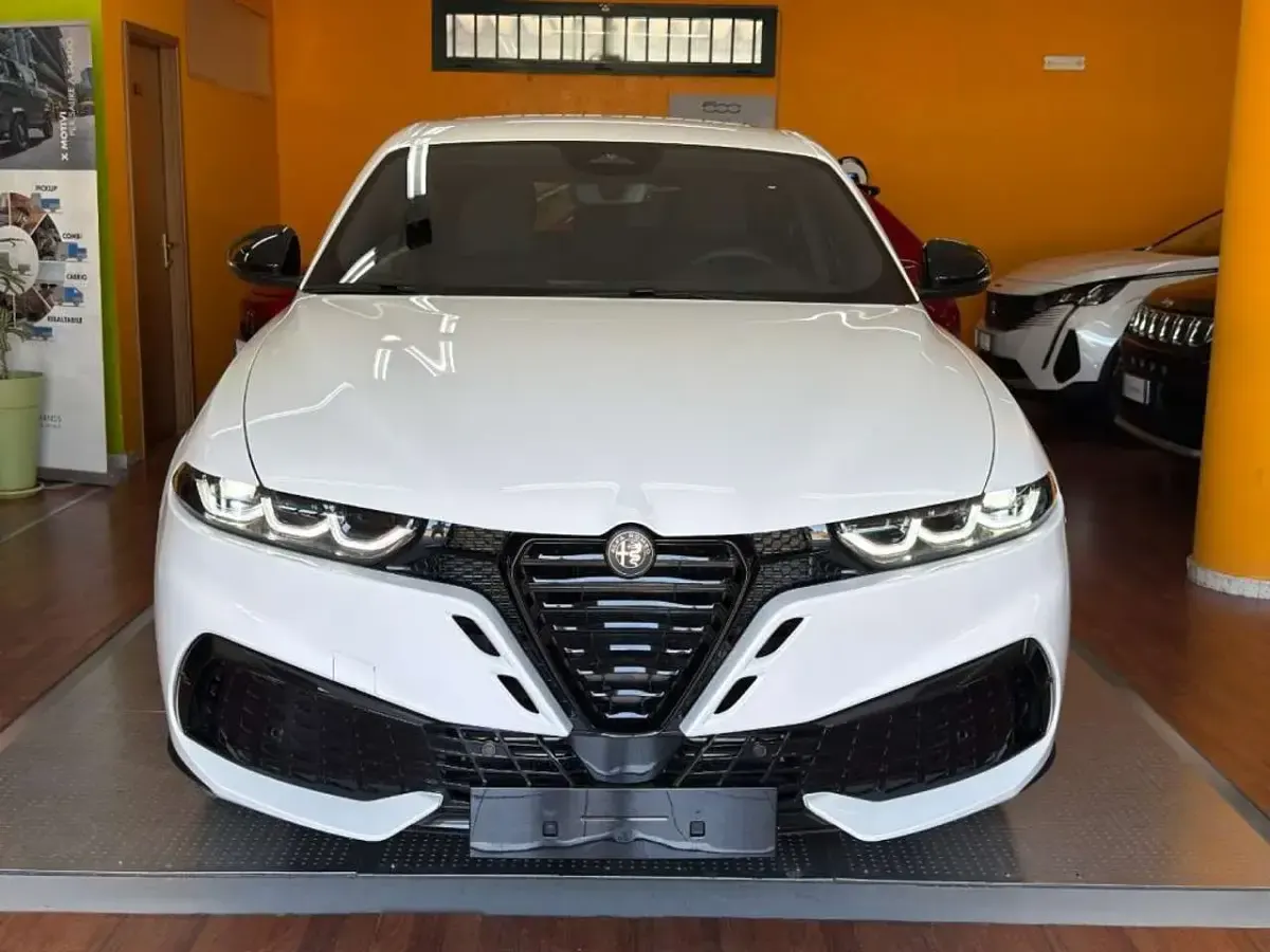 Nuova Alfa Romeo Tonale 131 CV (96 kW) 2026 Bianco SUV