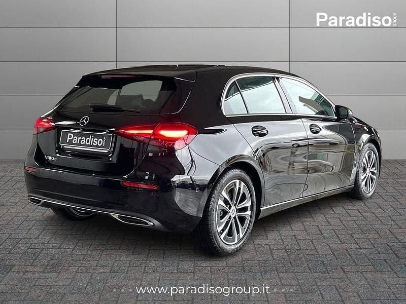 Nuova Mercedes A180 Advanced 116 CV (85 kW) 2026 Nero Berlina