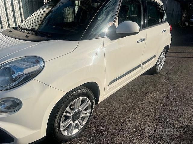 Usata Fiat 500L Lounge 95 CV (69 kW) 2019 Bianco Monovolume