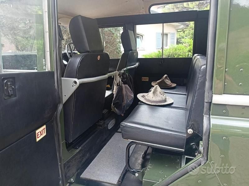 Usata Land Rover 3 76 CV (55 kW) 1980 Verde SUV