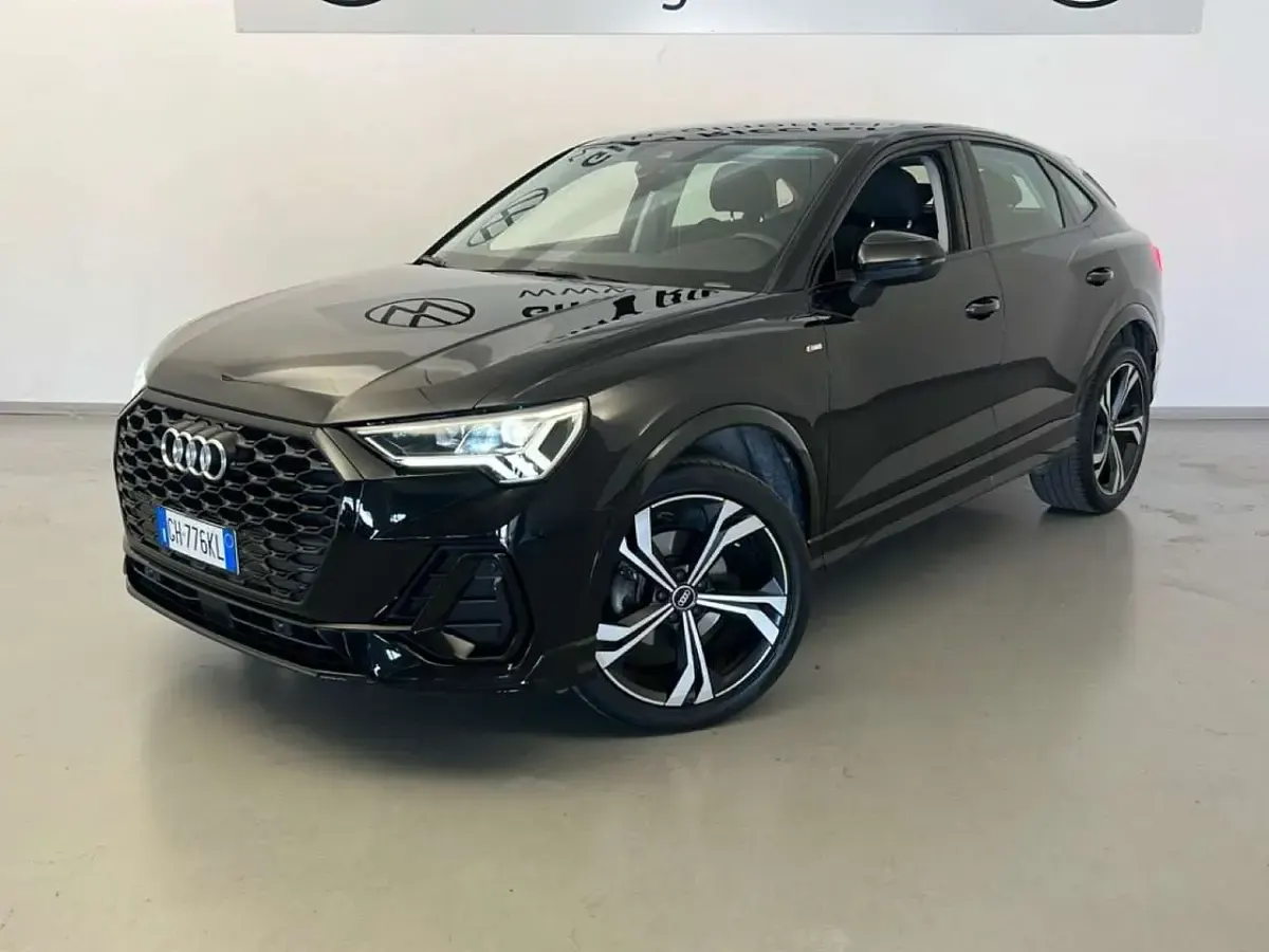Usata Audi Q3 Sportback S-Line 150 CV (110 kW) 2022 Nero SUV