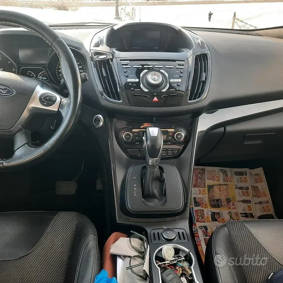 Usata Ford Kuga 179 CV (131 kW) 2014 Nero SUV