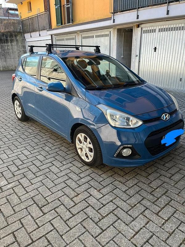 Usata Hyundai i10 67 CV (49 kW) 2014 Blu Utilitaria