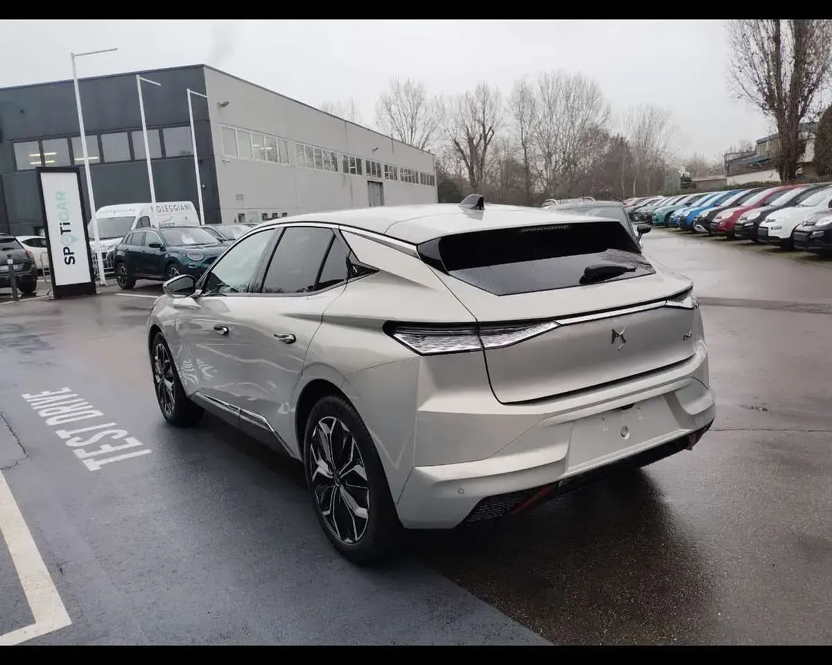Nuova DS Automobiles DS4 136 CV (100 kW) 2025 Grigio cristallo _ m SUV