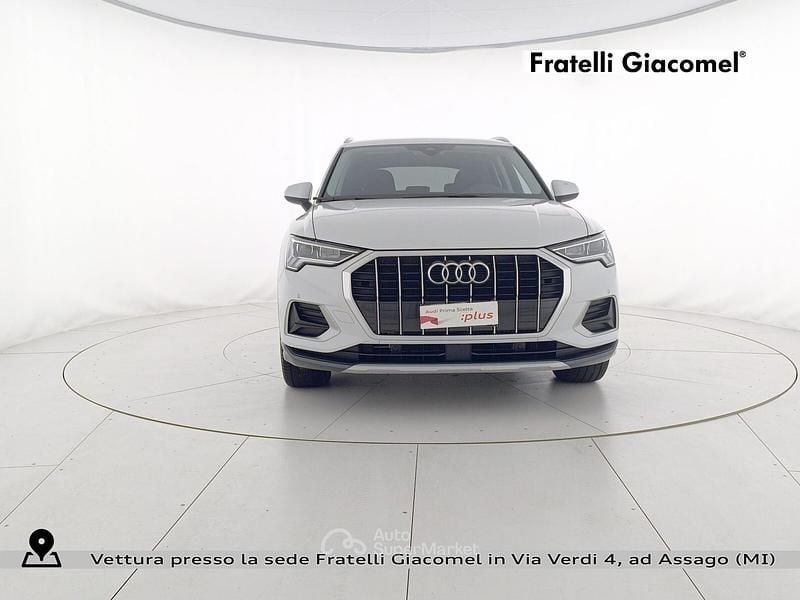 Usata Audi Q3 Advanced 150 CV (110 kW) 2024 Bianco ghiacciaio metallizzato SUV