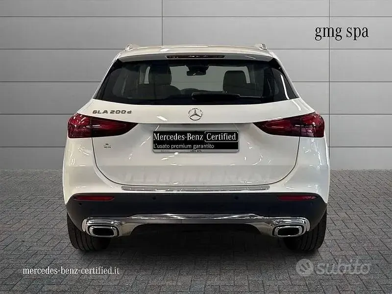 Usata Mercedes GLA200 Advanced Plus 150 CV (110 kW) 2023 Bianco SUV
