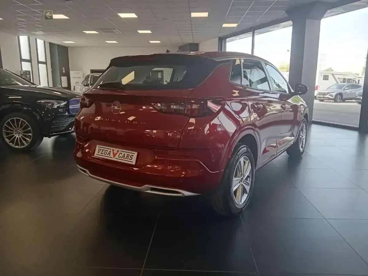 Usata Opel Grandland X Edition 131 CV (96 kW) 2024 Rosso SUV