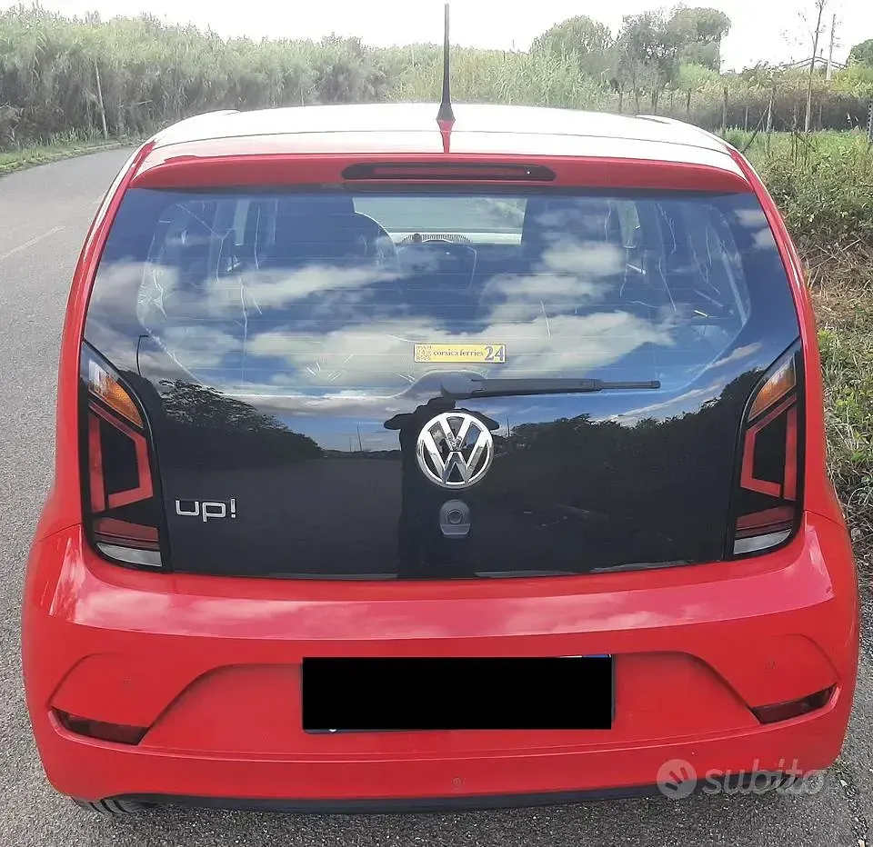 Usata VW up! 60 CV (44 kW) 2017 Rosso Utilitaria