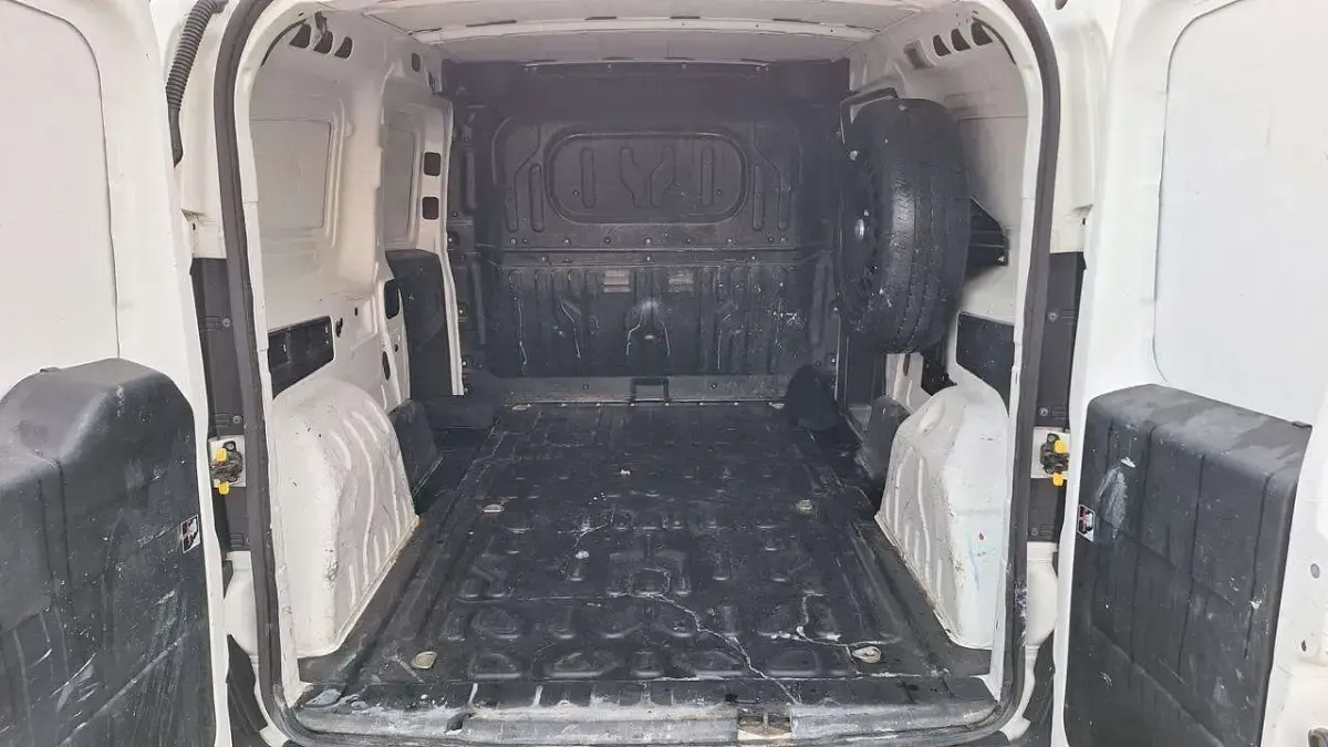 Usata Fiat Doblò 120 CV (88 kW) 2015 Bianco pastello Monovolume