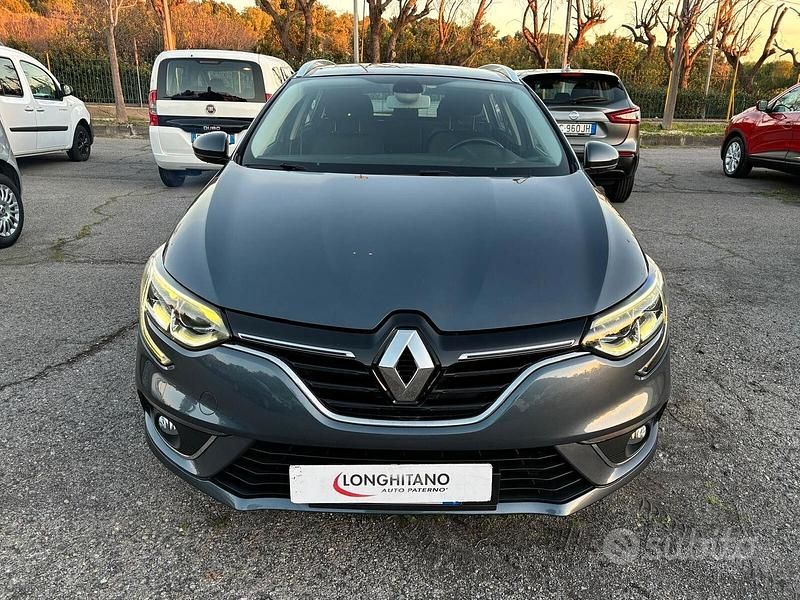Usata Renault Mégane IV Intens 131 CV (96 kW) 2018 Grigio Berlina