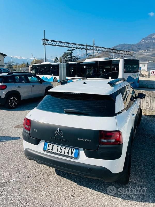 Usata Citroën C4 Cactus Feel 99 CV (72 kW) 2014 Bianco Utilitaria