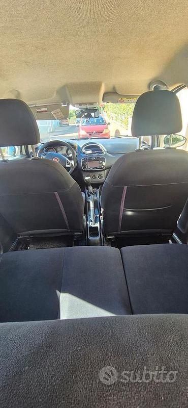 Usata Fiat Punto 95 CV (69 kW) 2017 Bianco Berlina