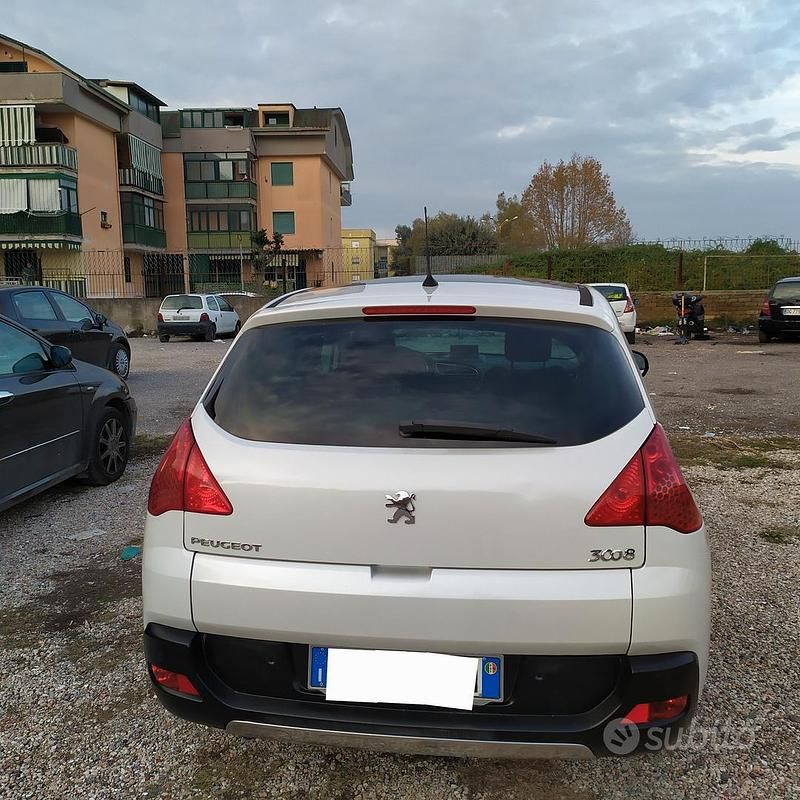 Usata Peugeot 3008 150 CV (110 kW) 2011 Bianco Station wagon