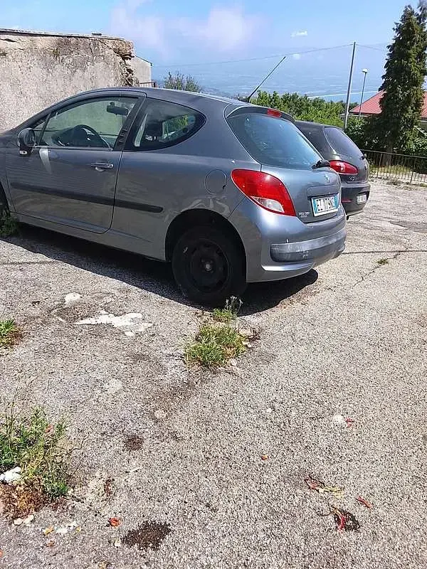 Usata Peugeot 206 60 CV (44 kW) 2010 Berlina
