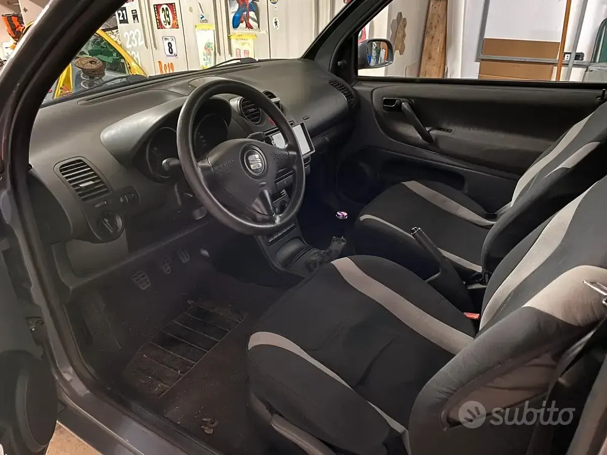 Usata Seat Arosa 75 CV (55 kW) 2001 Grigio Utilitaria