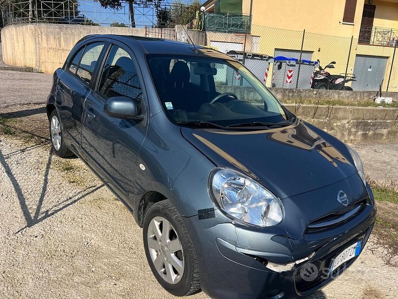 Usata Nissan Micra Acenta 98 CV (72 kW) 2012 Blu Utilitaria
